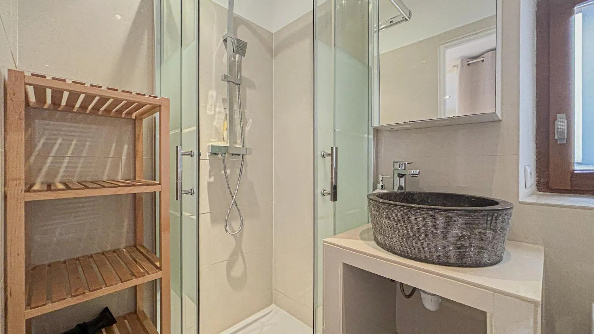 Cozy 3 Pieces, Centre Historique - Wifi, Ac, 5Pers Apartment Nice