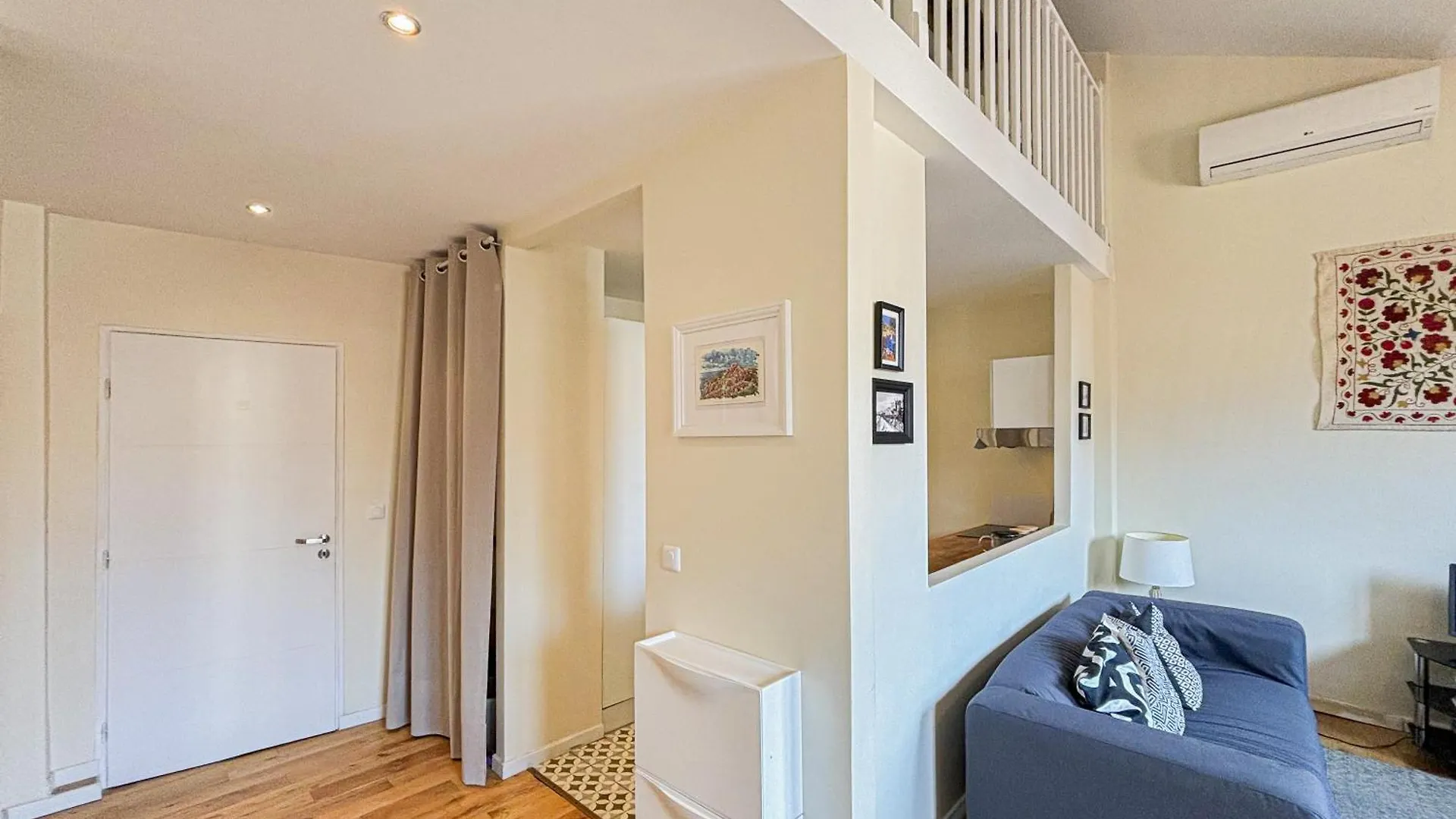 Cozy 3 Pieces, Centre Historique - Wifi, Ac, 5Pers Apartment Nice